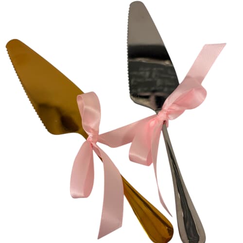 🎀 SWEET Bakery Cake Server with serated edge for cutting