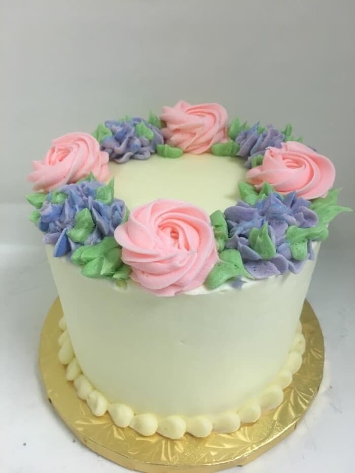 Vintage Floral Wreath 6-Inch Cake serves 6-8