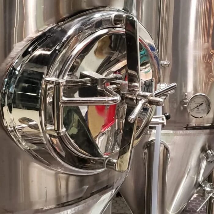 4 Degrees Brewing & Distilling