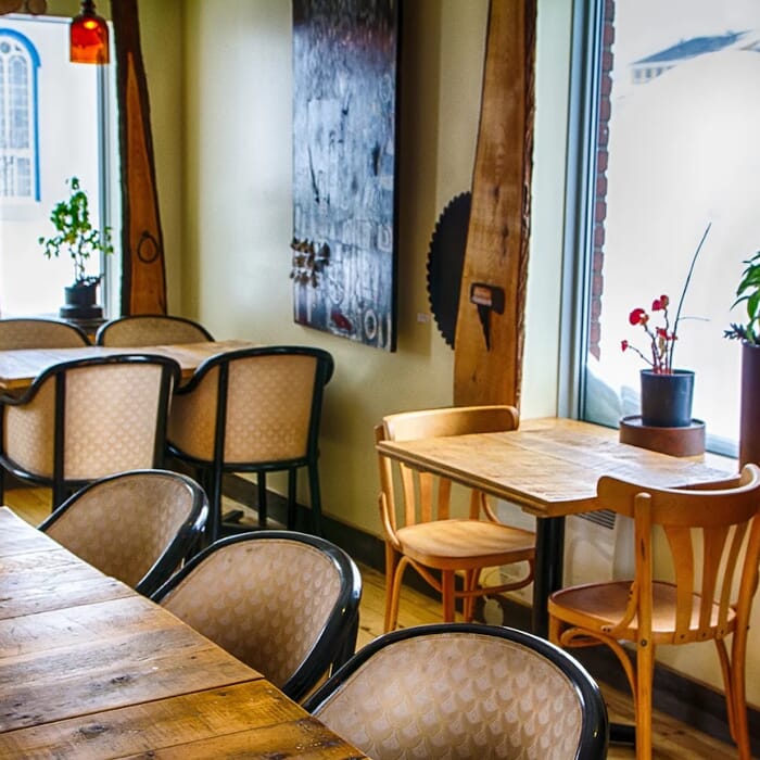 Microbrasserie de Bellechasse / Pub de la Contrée