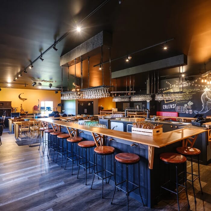 Microbrasserie La Baleine Endiablée - Auberge Conviviale