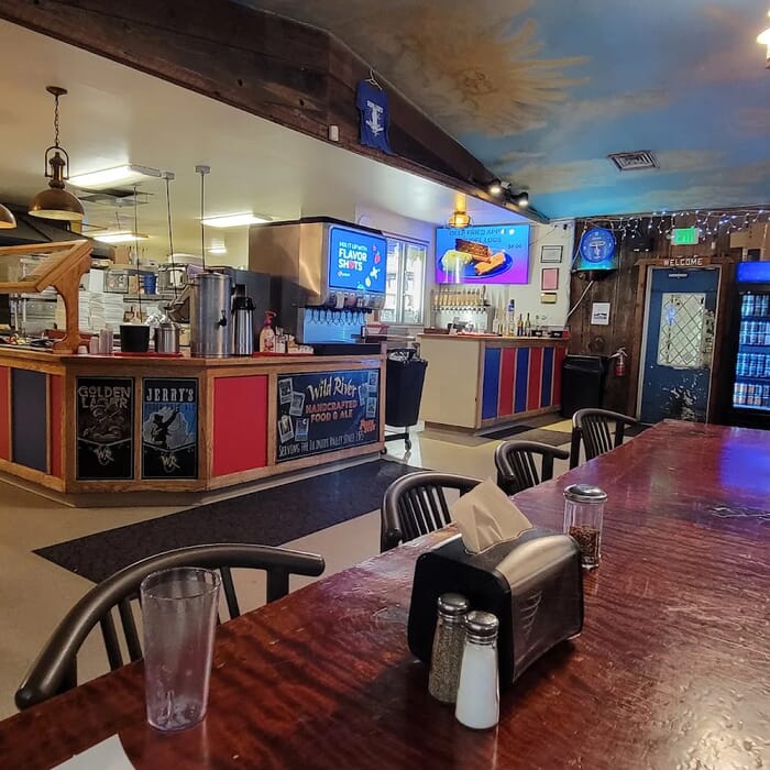 Wild River Brewing & Pizza Co