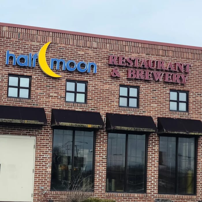 Half Moon Restaurant & Brewery