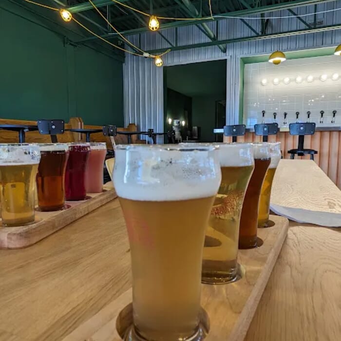 Brasseurs du Moulin - Microbrasserie & Pub Ludique Le Joker