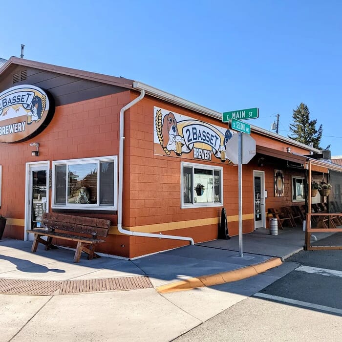 2 Basset Brewery