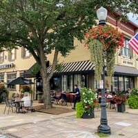 Emmett's Brewing Company in Downers Grove, Illinois - 4.30 star rating