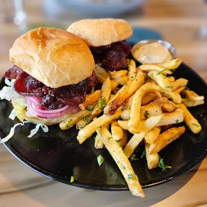 Phase Three Brewing Company - Taproom + Kitchen
