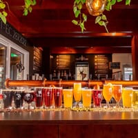 L'Esprit de Clocher - Microbrasserie / Le Baldaquin Resto-Pub in Neuville, Québec - 4.70 star rating
