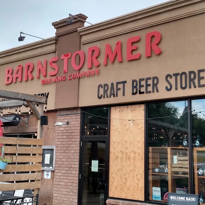 Barnstormer Brewing & Distilling Co. Brewpub Restaurant