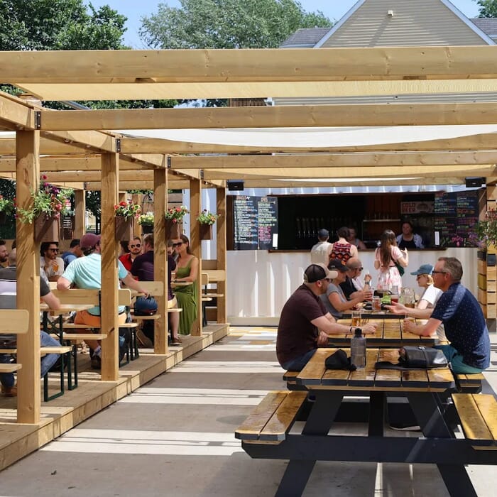 Good Robot Brewing - The Commons Beer Garden & Good Robot Shop