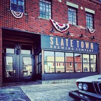 Slate Town Brewing Company in Granville, New York - 4.70 star rating