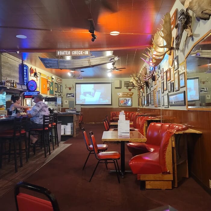 Mt. Hood Brewing Co. Rainbow Tavern